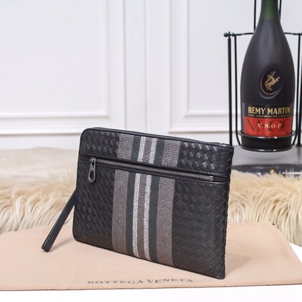 ボッテガヴェネタバッグ側面デザイン